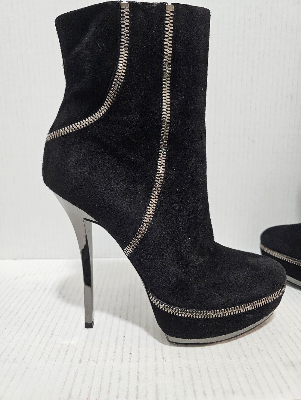Gucci Black Suede Zipper Platform Ankle Boots Stiletto High Heels Sz 36 1/2